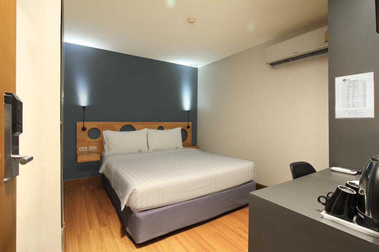 Mybed Sathorn Hotel Bangkok Exteriör bild